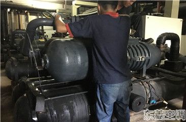 風冷熱泵螺桿式冷水機組保養(yǎng)需注意哪些事項？