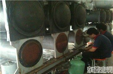 中央空調冷凝器怎樣清理？冷凝器的清理流程【詳細說明】